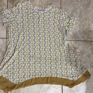 Geometric Patterned Women's Top